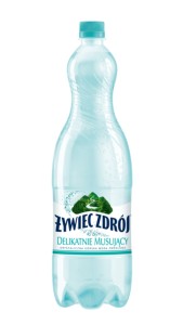 Woda ŻYWIEC ZDRÓJ DELIKATNIE MUSUJĄCA 1,5l